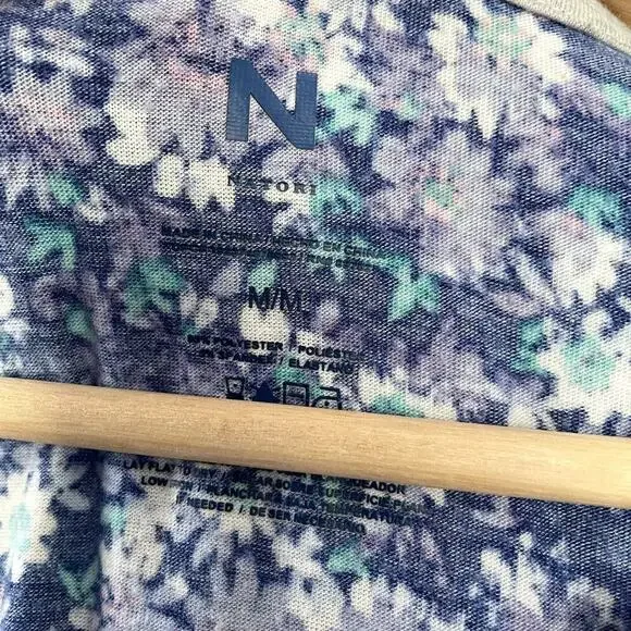 Natori women's size medium blue purple floral short sleeved nightgown sleepwear - Picture 3 of 6